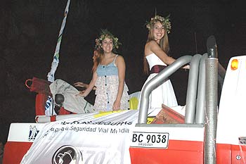 desfile de carnaval 2012 por av Roger Balet en atlantida