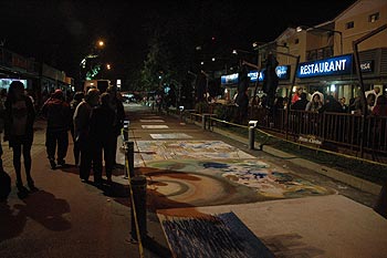 en la noche - arte con tiza en atlantida