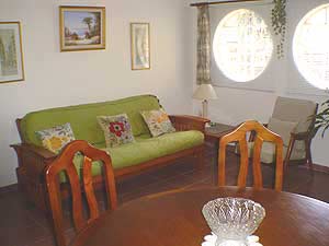 ref 438 - Living